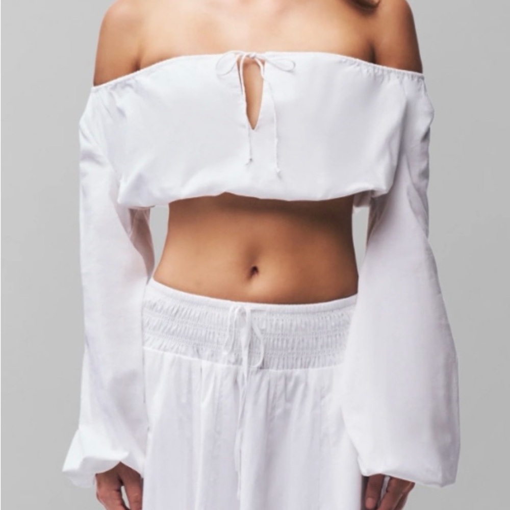 Danielle Guizio White Off-Shoulder Long Sleeve Top NWT